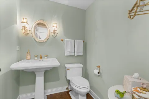 $975,000 | 1730 Yale Court, Lake Forest, IL 60045