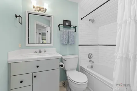 $975,000 | 1730 Yale Court, Lake Forest, IL 60045