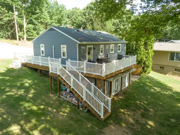 $329,900 | 5375 Paradise Drive, Reading, MI 49274