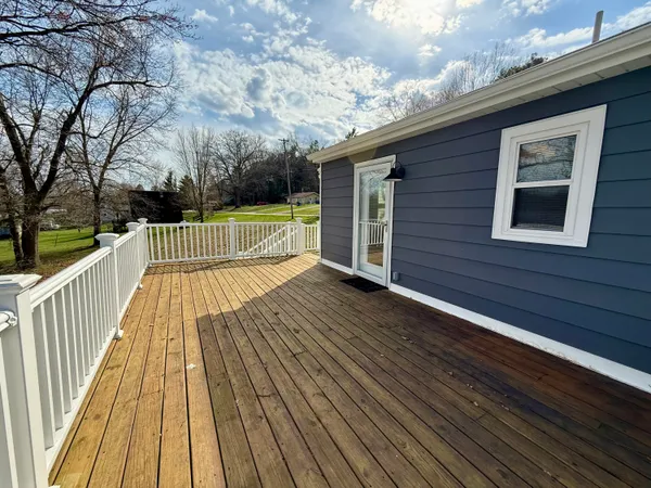 $329,900 | 5375 Paradise Drive, Reading, MI 49274
