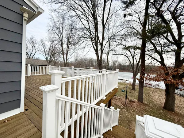 $329,900 | 5375 Paradise Drive, Reading, MI 49274