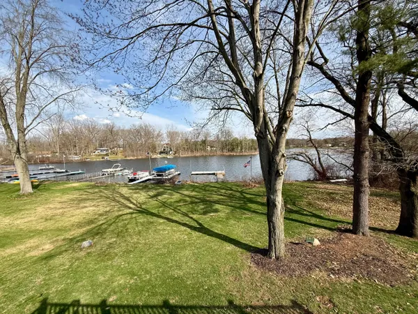 $329,900 | 5375 Paradise Drive, Reading, MI 49274