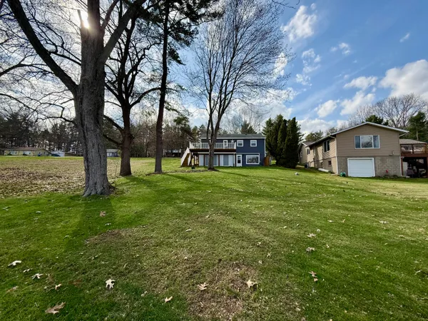 $329,900 | 5375 Paradise Drive, Reading, MI 49274