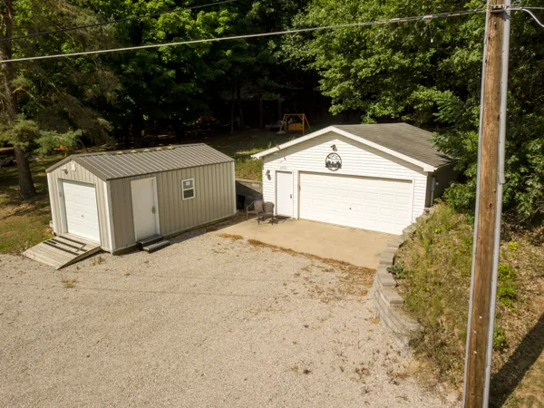 $329,900 | 5375 Paradise Drive, Reading, MI 49274