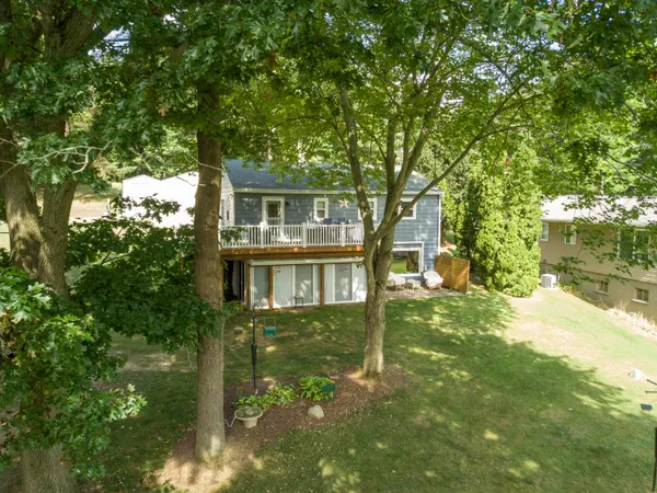 $329,900 | 5375 Paradise Drive, Reading, MI 49274