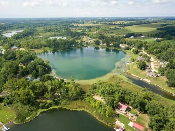 $329,900 | 5375 Paradise Drive, Reading, MI 49274