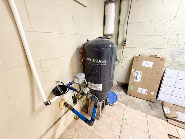 $329,900 | 5375 Paradise Drive, Reading, MI 49274