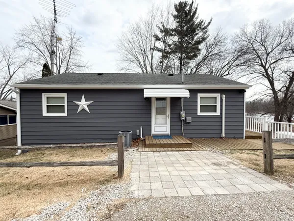 $329,900 | 5375 Paradise Drive, Reading, MI 49274