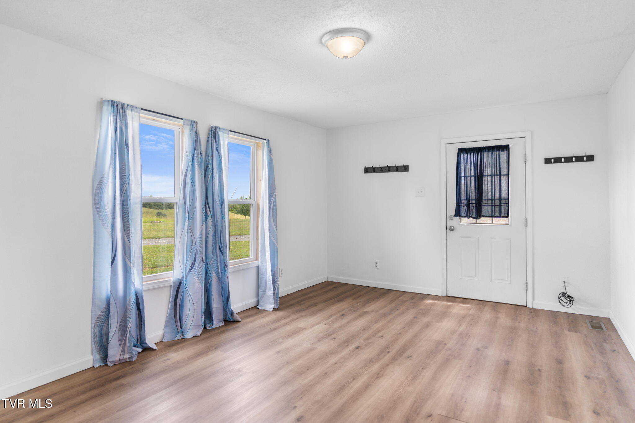 341 Wild Rye Lane Midway, TN 37809 - Photo 13 of 32 16-web-or-mls-DSC08908