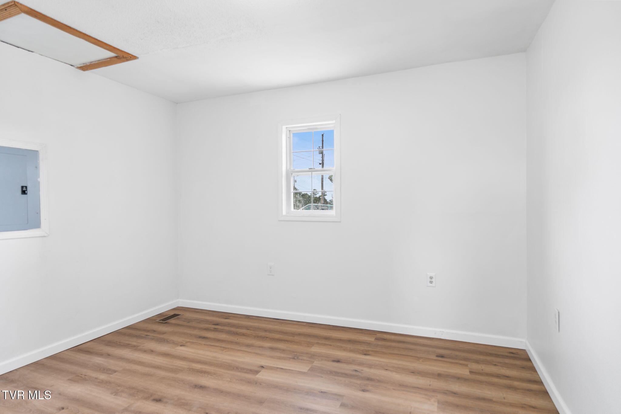 341 Wild Rye Lane Midway, TN 37809 - Photo 21 of 32 17-web-or-mls-DSC08911