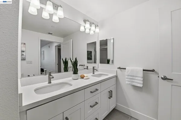 $998,888 | 42111 Osgood Road, Unit 208, Fremont, CA 94539