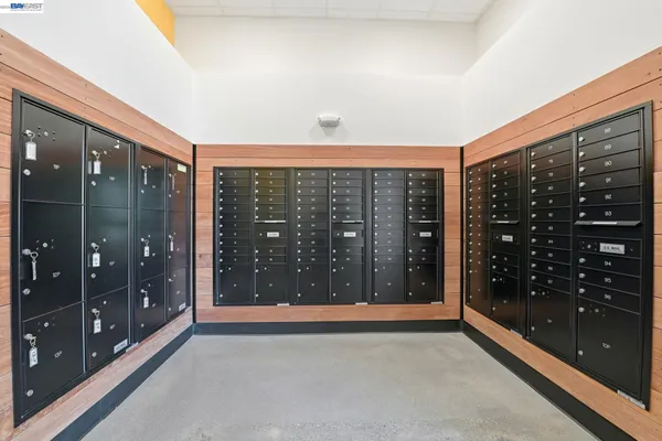 $998,888 | 42111 Osgood Road, Unit 208, Fremont, CA 94539