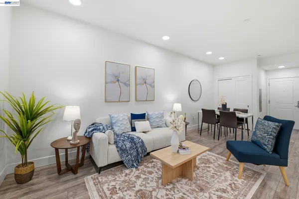 $998,888 | 42111 Osgood Road, Unit 208, Fremont, CA 94539
