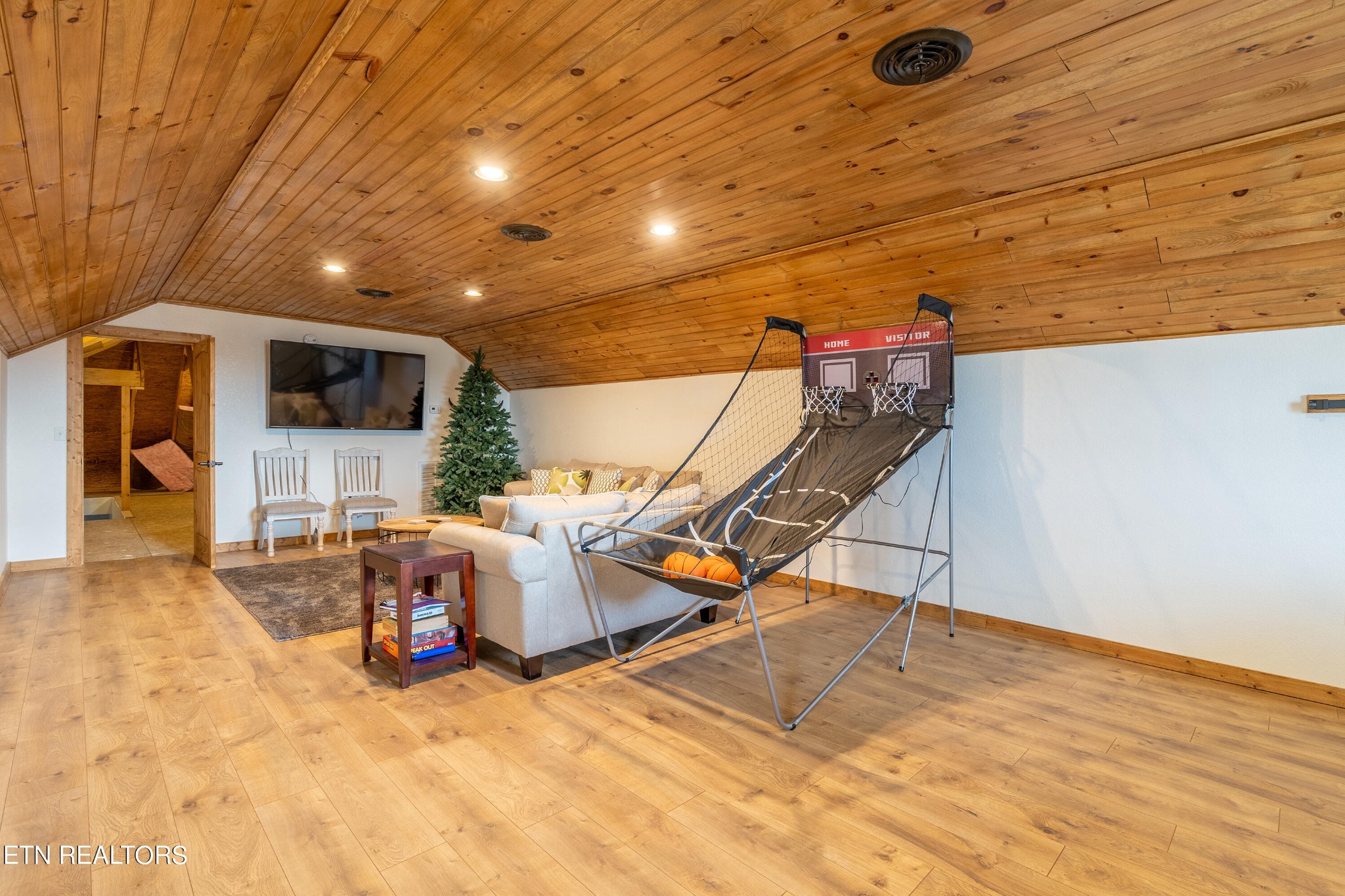 117 Pine Flat Road Deer Lodge, TN 37726 - Photo 30 of 45 Gallery Image 30