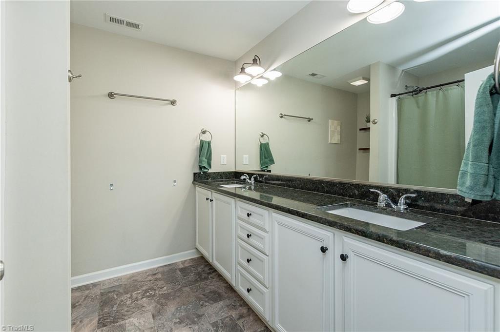 844 Prince Edward Road Kernersville, NC 27284 - Photo 15 of 27 Gallery Image 15