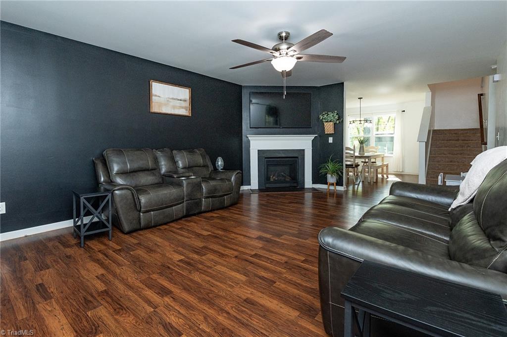 844 Prince Edward Road Kernersville, NC 27284 - Photo 5 of 27 Gallery Image 5