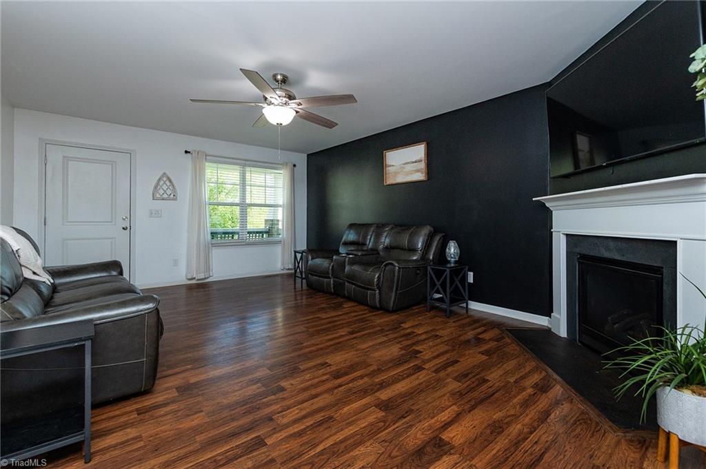 844 Prince Edward Road Kernersville, NC 27284 - Photo 6 of 27 Gallery Image 6
