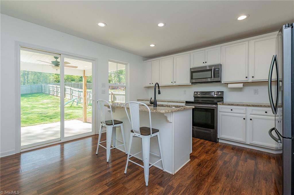 844 Prince Edward Road Kernersville, NC 27284 - Photo 9 of 27 Gallery Image 9