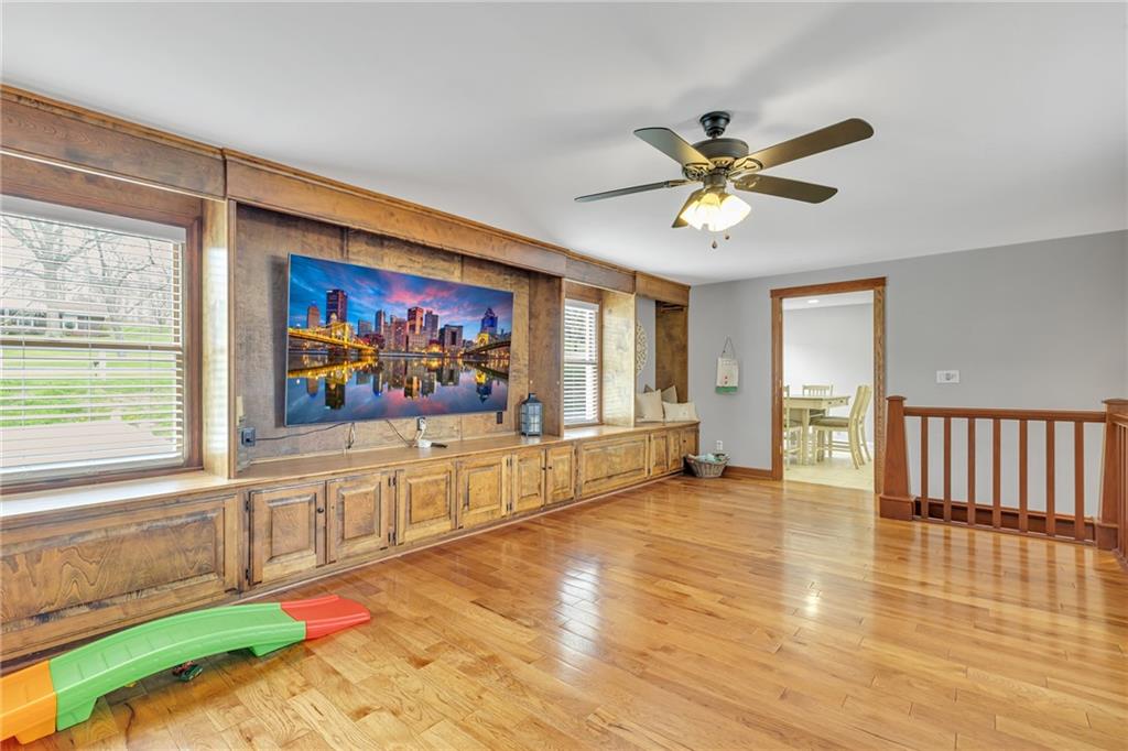 100 Roosevelt Drive Monaca, PA 15061 - Photo 16 of 39 a view of a living room