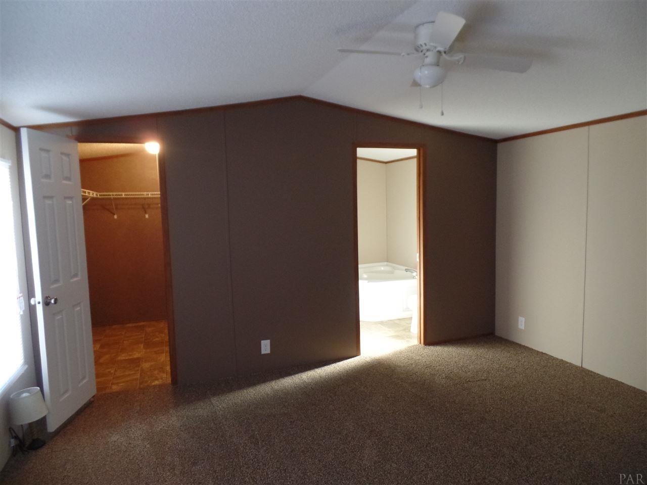 95 Green Tree Circle Cantonment, FL 32533 - Photo 15 of 21
