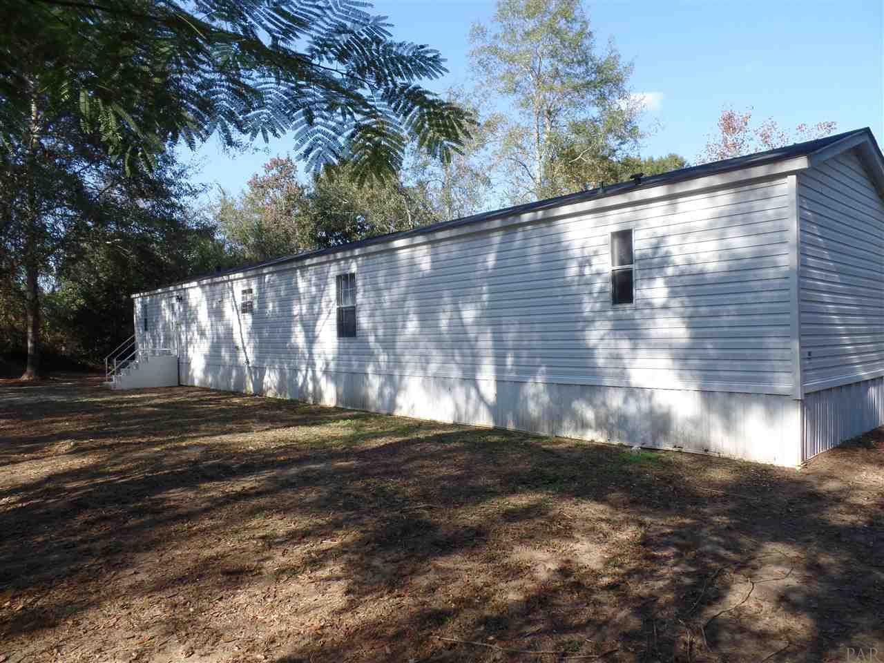 95 Green Tree Circle Cantonment, FL 32533 - Photo 3 of 21
