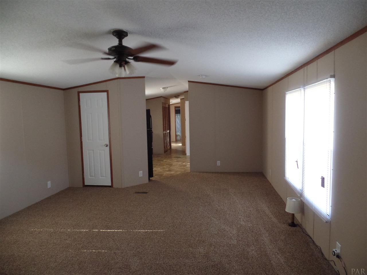95 Green Tree Circle Cantonment, FL 32533 - Photo 5 of 21