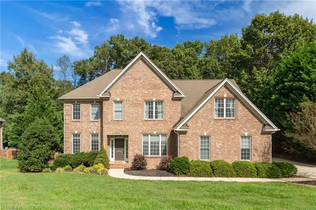 $559,000 | 8916 Grove Park Drive, Oak Ridge, NC 27310