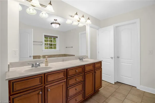 $547,000 | 8916 Grove Park Drive, Oak Ridge, NC 27310