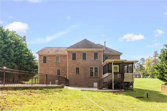 $547,000 | 8916 Grove Park Drive, Oak Ridge, NC 27310