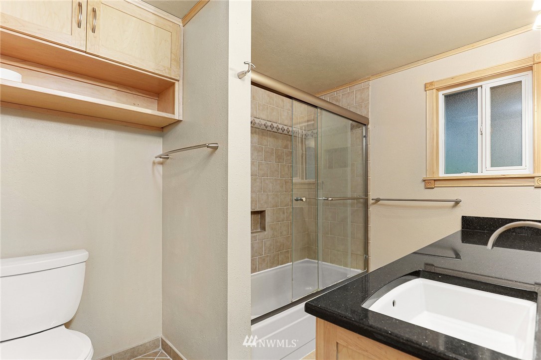 44670 Southeast Edgewick Road North Bend, WA 98045 - Photo 14 of 40 Gallery Image 14