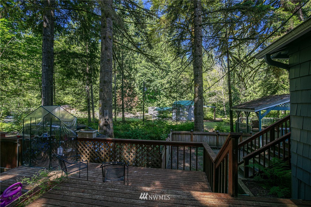 44670 Southeast Edgewick Road North Bend, WA 98045 - Photo 34 of 40 Gallery Image 34