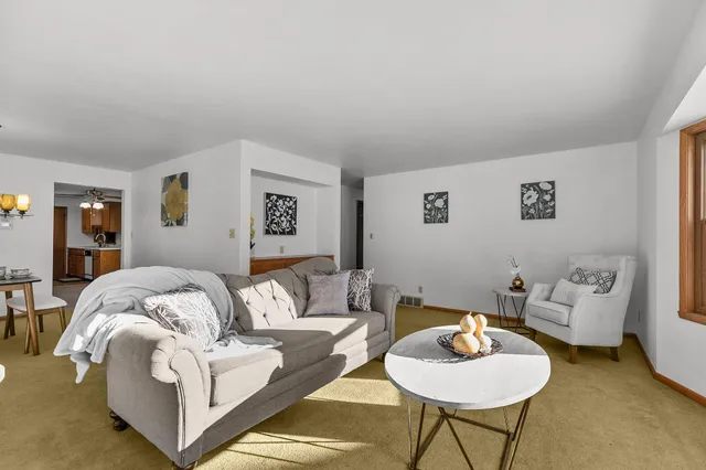 $314,900 | 2019 North Birchwood Avenue, Appleton, WI 54914