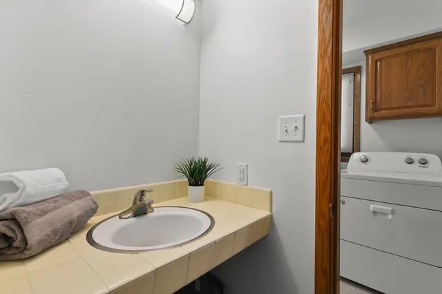 $314,900 | 2019 North Birchwood Avenue, Appleton, WI 54914