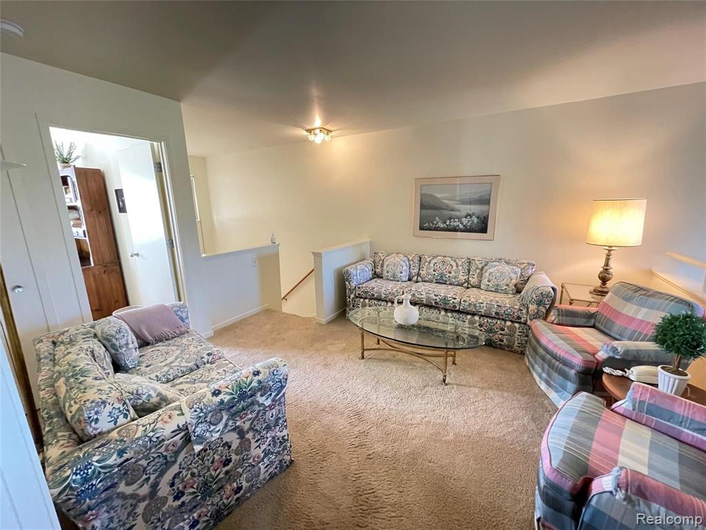 680 Highgate Mews, Unit 73 Rochester Hills, MI 48307 - Photo 20 of 43
