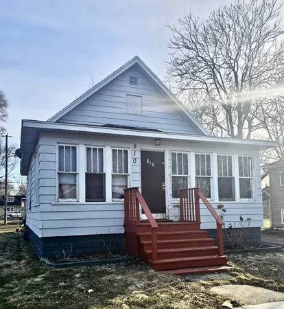 $109,900 | 810 Thresher Avenue, Benton Harbor, MI 49022