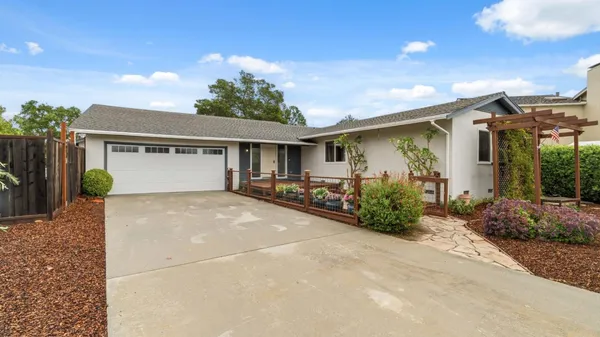 $1,415,000 | 196 Kenny Court, Santa Cruz, CA 95065