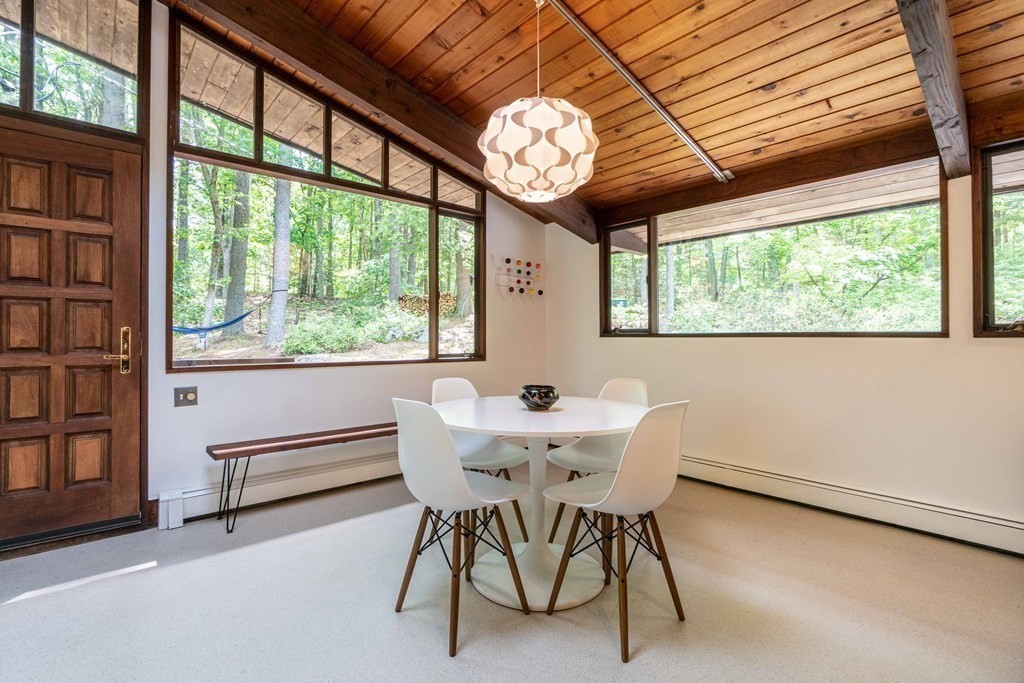 17 Stonehedge Road Lincoln, MA 01773 - Photo 13 of 42