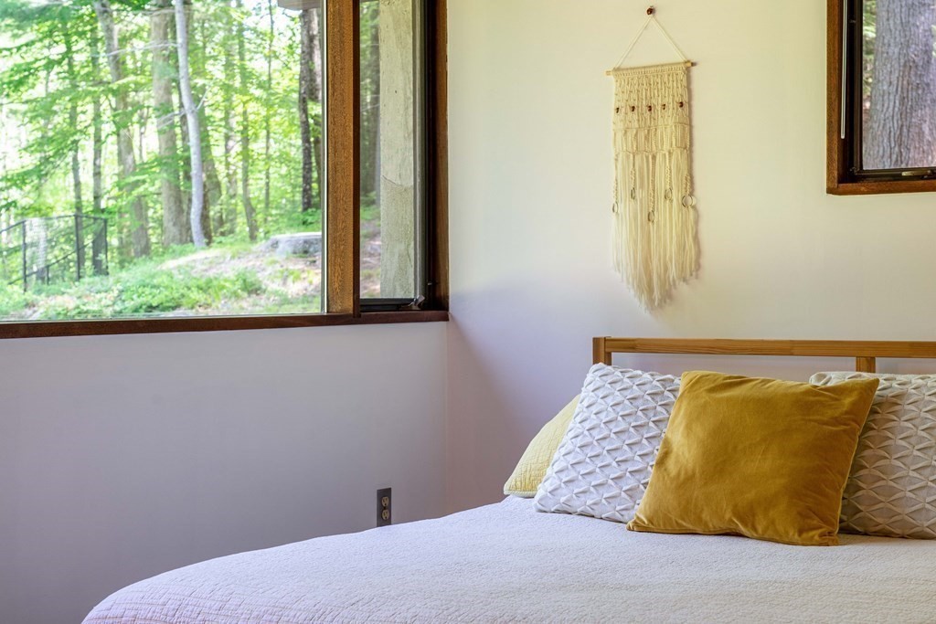17 Stonehedge Road Lincoln, MA 01773 - Photo 32 of 42