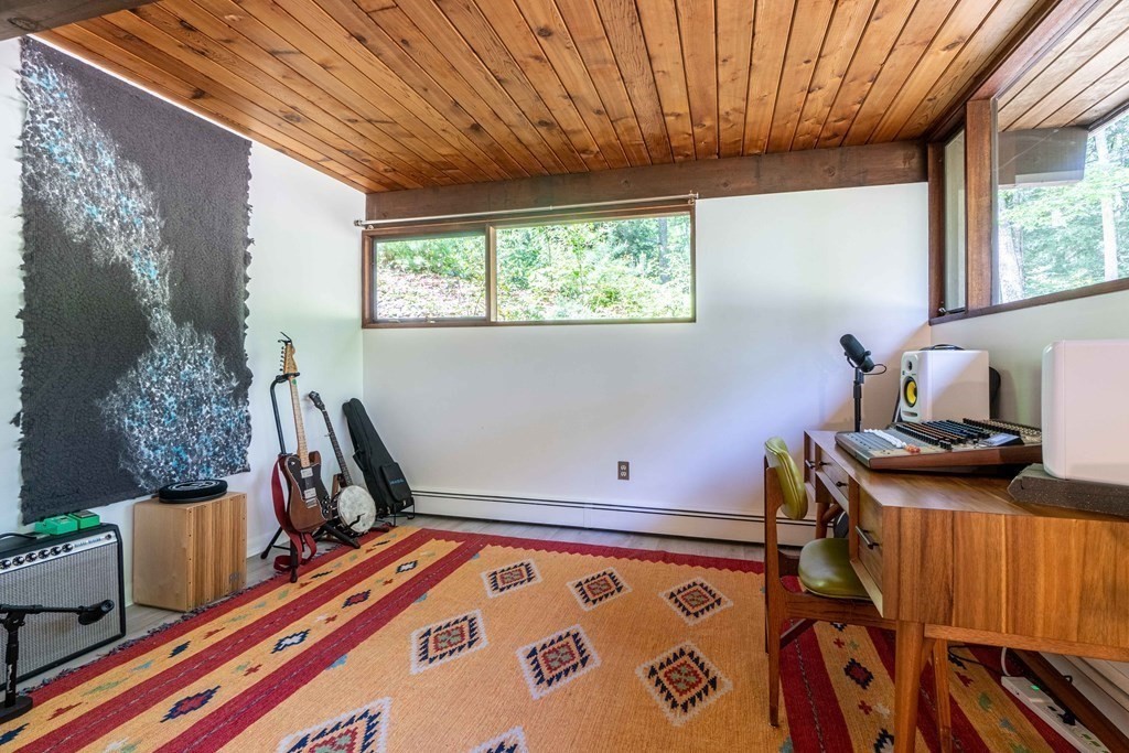 17 Stonehedge Road Lincoln, MA 01773 - Photo 34 of 42