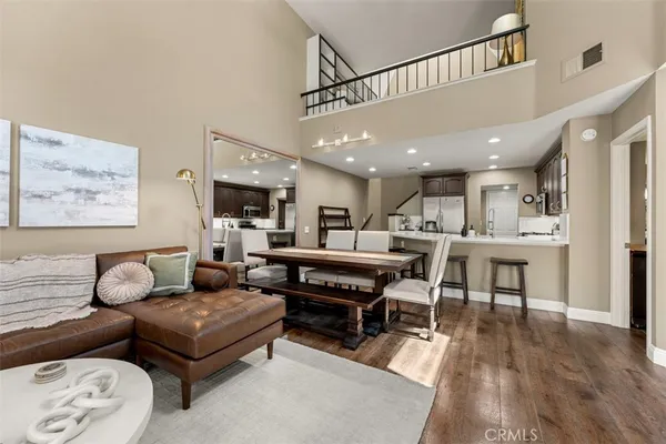 $1,325,000 | 71 Corsica Drive, Newport Beach, CA 92660