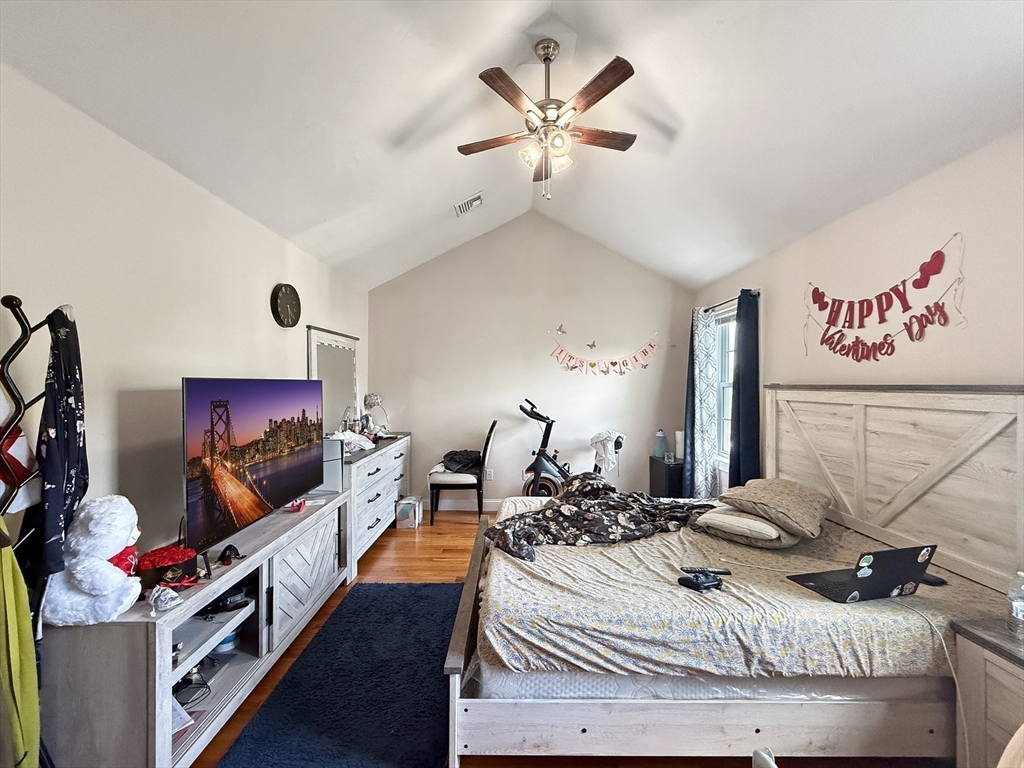 44 Dominion Road Worcester, MA 01605 - Photo 10 of 25