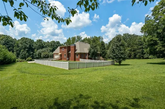 $549,900 | 20 Woodlawn Springs Trail, Covington, GA 30014