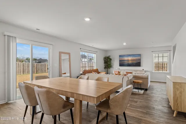 $350,000 | 624 Drummond Grove Lane, Jacksonville, NC 28546