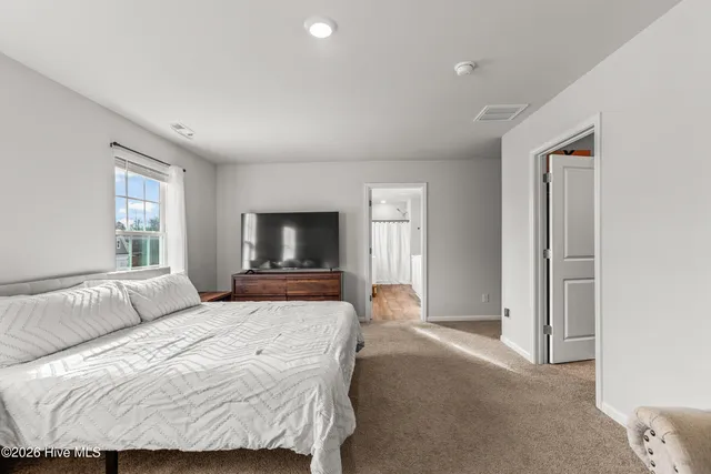 $350,000 | 624 Drummond Grove Lane, Jacksonville, NC 28546