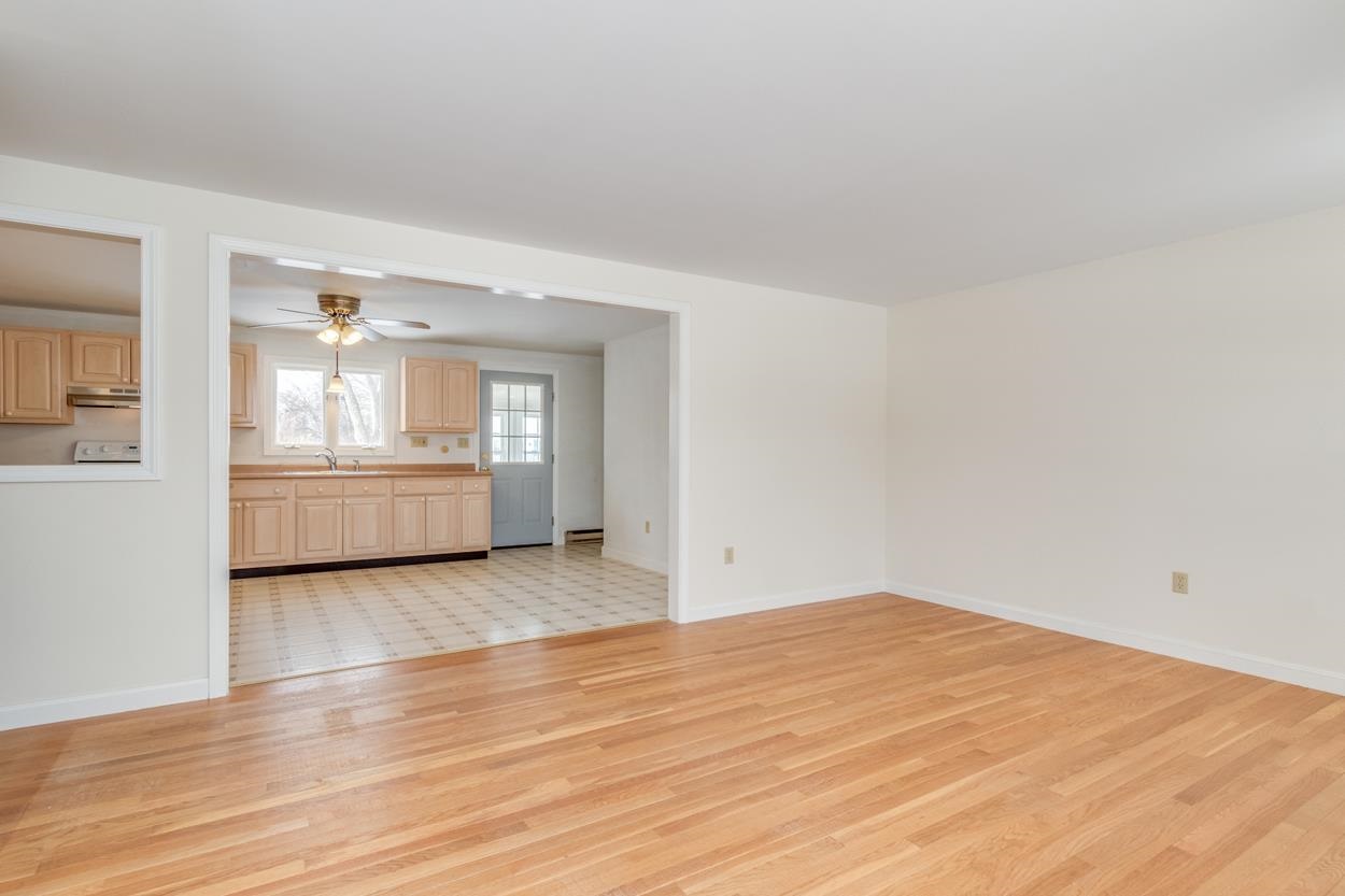 14 Springfield Street Concord, NH 03301 - Photo 3 of 10
