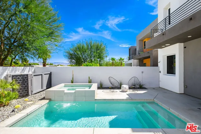 $899,000 | 504 Paragon Loop, Palm Springs, CA 92262