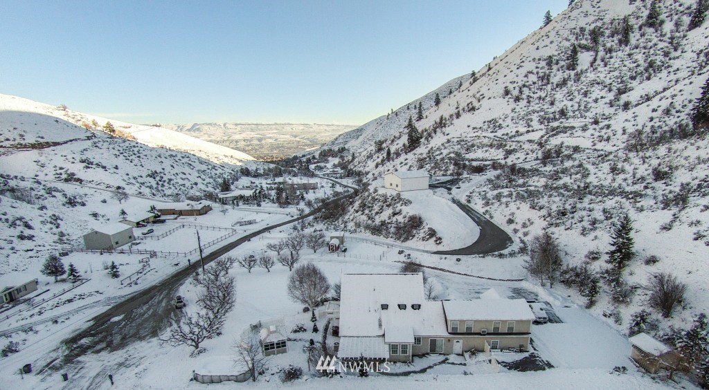 3385 Number 1 Canyon Road Wenatchee, WA 98801 - Photo 18 of 20 Gallery Image 18