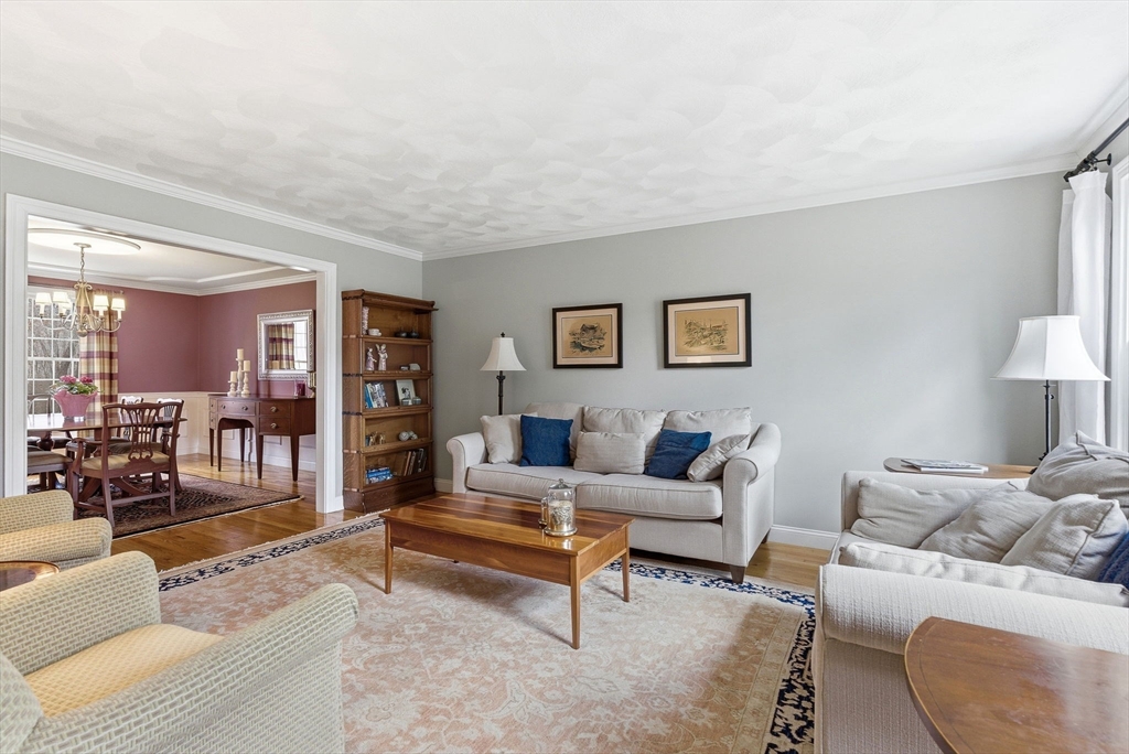 1 Selfridge Road Bedford, MA 01730 - Photo 14 of 38