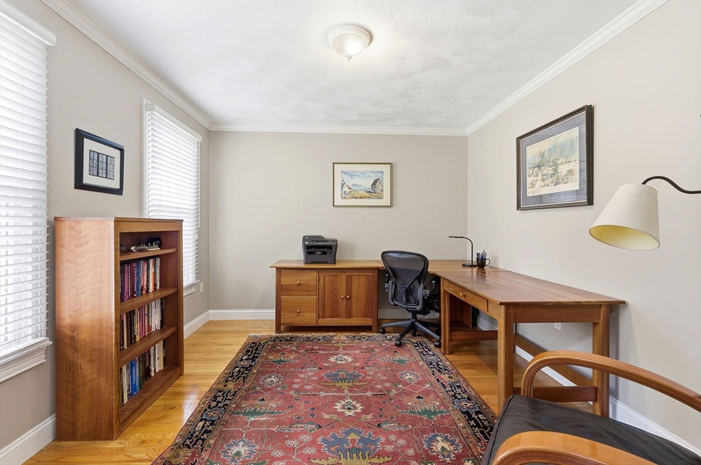 1 Selfridge Road Bedford, MA 01730 - Photo 15 of 38