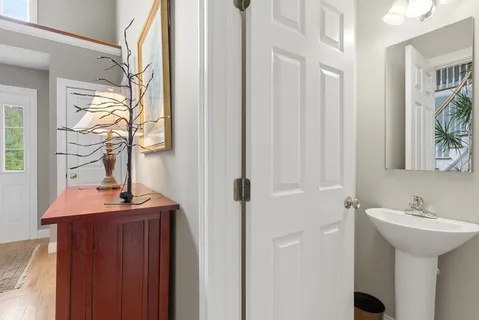 $1,728,000 | 1 Selfridge Road, Bedford, MA 01730